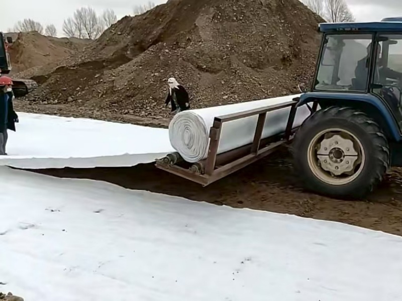 Geotekstil vs. Geogrid: Pilihan Nyata dari Proyek Jalan di AS